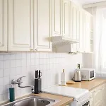 Сasa de vacaciones Spacious House With Garden 15 Min Walk From Castle