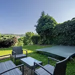 Spacious House With Garden 15 Min Walk From Castle Сasa de vacaciones *
