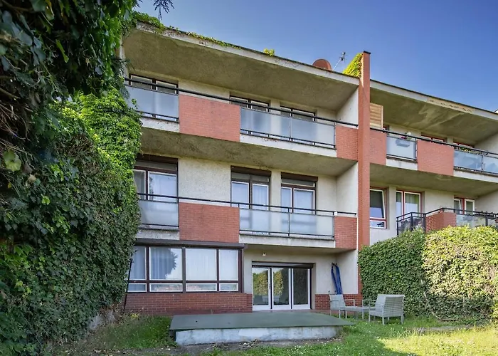 Spacious House With Garden 15 Min Walk From Castle